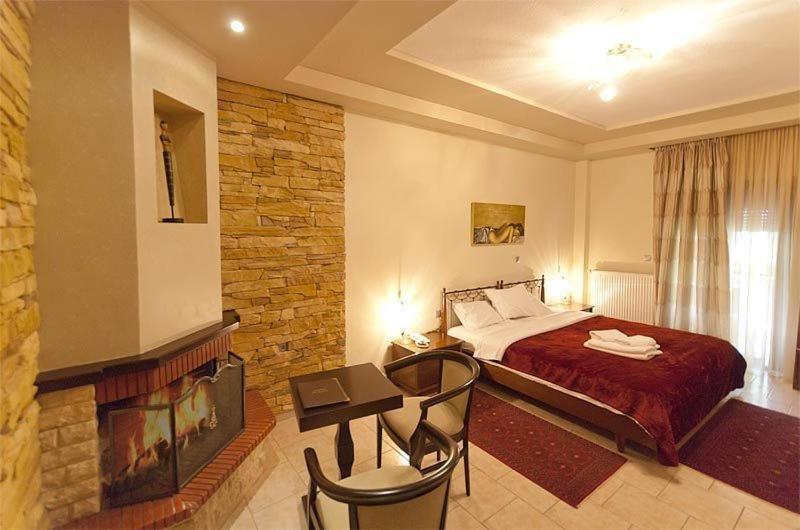 Nostos Hotel Káto Loutrákion الغرفة الصورة