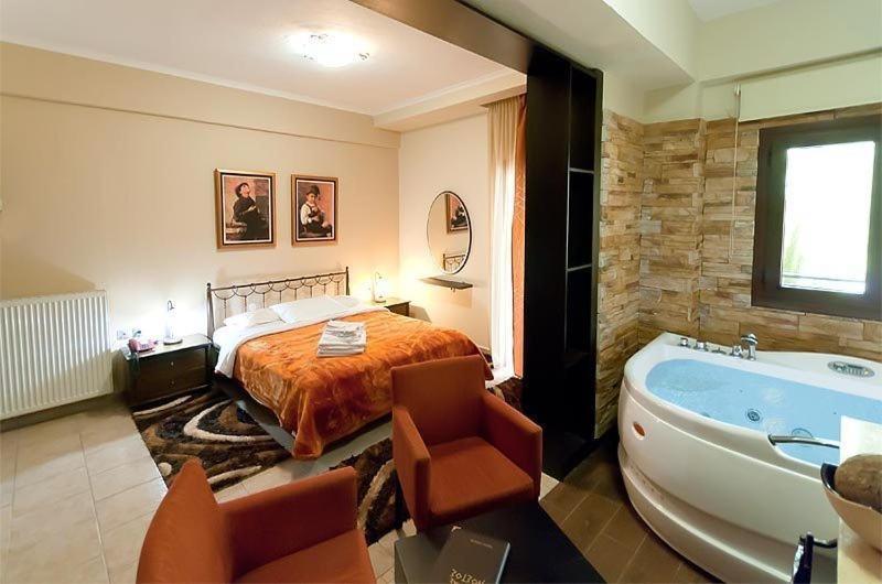 Nostos Hotel Káto Loutrákion الغرفة الصورة
