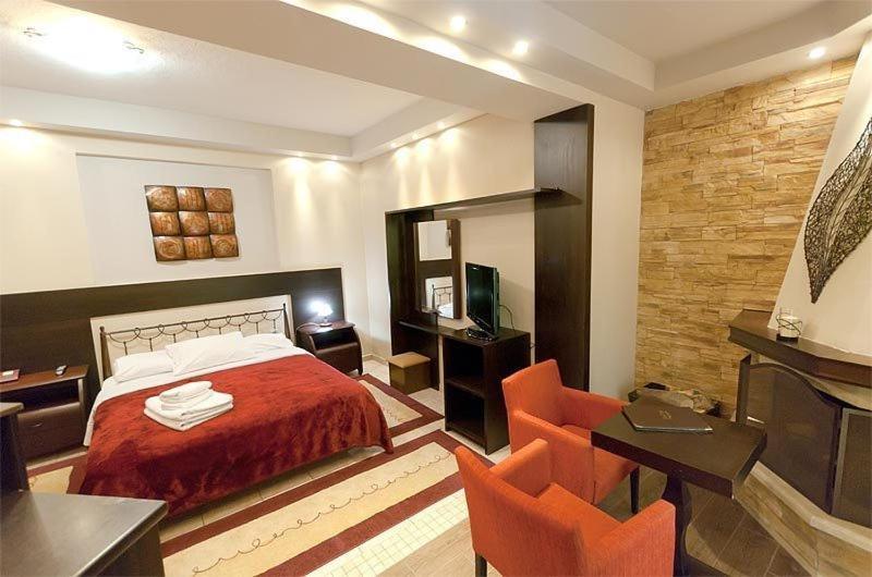 Nostos Hotel Káto Loutrákion الغرفة الصورة