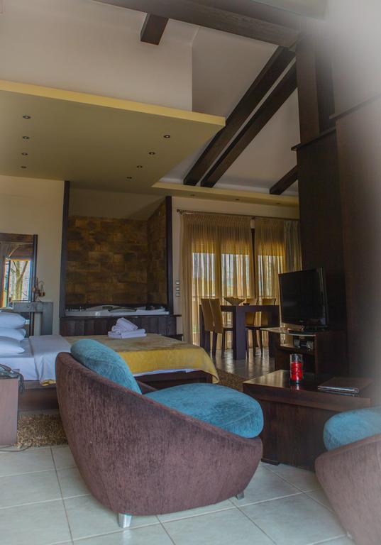 Nostos Hotel Káto Loutrákion المظهر الخارجي الصورة