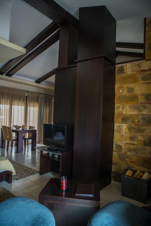 Nostos Hotel Káto Loutrákion المظهر الخارجي الصورة