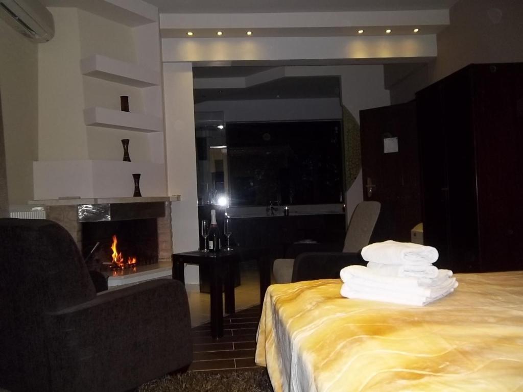 Nostos Hotel Káto Loutrákion الغرفة الصورة