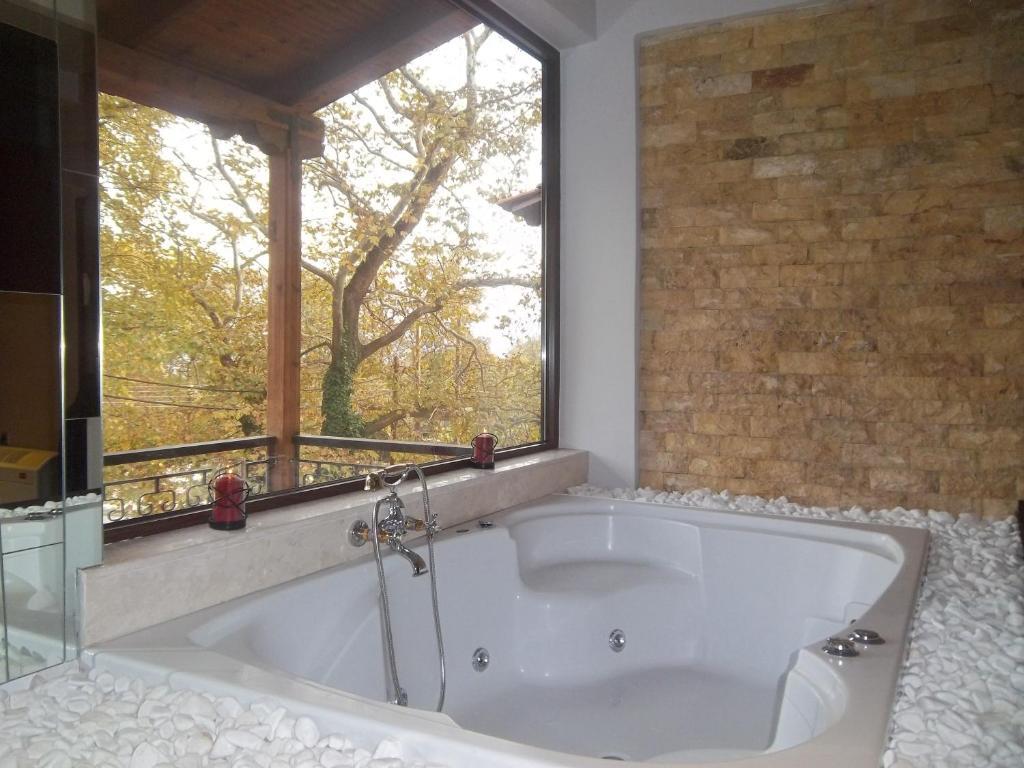 Nostos Hotel Káto Loutrákion الغرفة الصورة