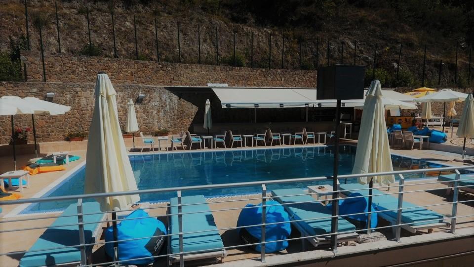 Nostos Hotel Káto Loutrákion المظهر الخارجي الصورة
